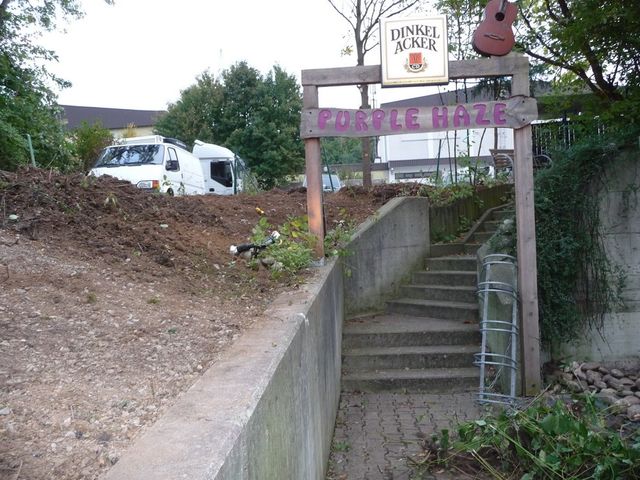 SCHROTTHÄNDLER VERNICHTET MIT BRACHIALER GEWALT NATUR UND KULTUR