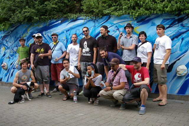 Graffiti-Kunst an drei Stadtbahnhaltestellen