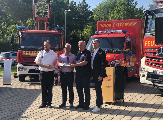 Neuer Gerätewagen für Feuerwehr